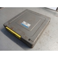 Блок управления двигателя mazda 626 fp0118881c e2t03771m