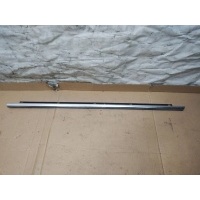 Уплотнитель двери задней правой Audi A6 C6/4F 2005 4F08537642ZZ