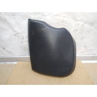 Накладка под фонарь правый Audi Q7 4L 2007 4L0945426