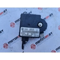 Блок управления аккумулятором (АКБ) Audi Q7 2009 4l0915181