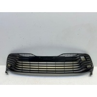 Решетка бампера Toyota Camry V70 2018- 5310233220