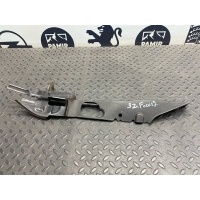 Накладка крыла Ford Focus/2 2004-2011 1530919, 8M51A02476AB