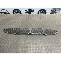 Решетка в бампер Mercedes E/W210 1995-2003 A2108850053