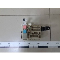 Блок предохранителей Toyota Toyota Corolla E150 2006-2013 8273012U00, 8273012U40