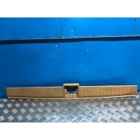 Мерседес мл w163 98 - накладка крышка порог багажника бежевая a1636940033