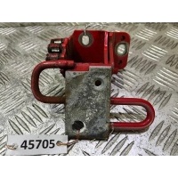 Петля двери передней левой Volkswagen Golf 4 1997-2006 1998 4B0831411A