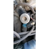 Форсунка Volkswagen Golf 1998 037906031ad