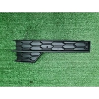 Накладка ПТФ правая Skoda Octavia A7 (2017-2020) Skoda Параметр: Модель 2017 5E0807682F9B9