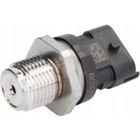 Bosch 0 281 002 937 датчик , давление топлива
