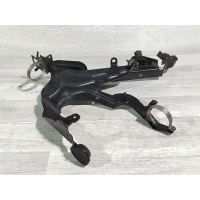 Кронштейн дополнительного отопителя Volkswagen Touareg 7L 2005 7L0819750E