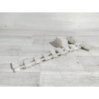 Кронштейн обшивки Volkswagen Touareg 7L 2005 7L0880676
