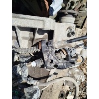 Крепление тросов переключения кпп seat ibiza 4 1.4 16v volkswagen поло skoda 6q0711789f