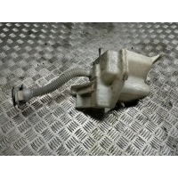 Бачёк стеклоомыватели toyota rav4 iii 05 - 12 2.2
