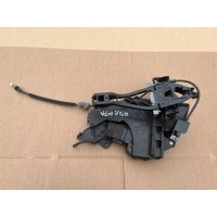 Volvo oe 30699111 крепление замка дверь