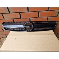 Решетка радиатора решётка радиатора передняя opel signum 03 - 05 13123491