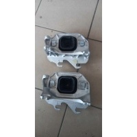 Подушка кпп arkana renault clio v 112531060r