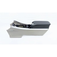 Центральная консоль Mazda CX-7 ER 2007 E22164420D02, EG2364450F02, EG2264470C, EG226447YD