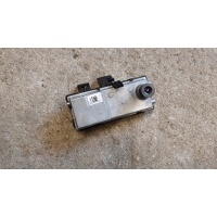 Renault megane iv камера помощник переключения пояса 284624085r