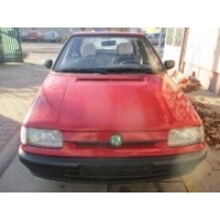 Skoda felicia стекло переднее стекло
