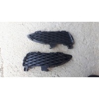 Mazda 3 bk 03 - 06r h / b решётка бампера передняя левая