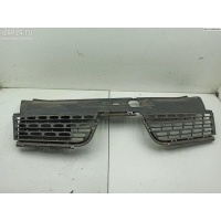 Решетка радиатора Renault Clio II (1998-2008) 2002 8200083138