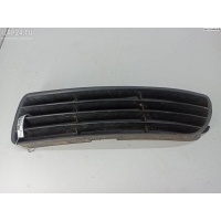 Решетка (заглушка) в бампер Перед. L Audi A4 B5 (1994-2001) 1996 8D0807345B