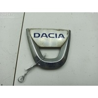 Эмблема Renault Sandero 2009 8200811906