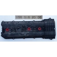Крышка клапонов мерседес 6.3 amg 1560162005