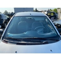 Toyota yaris 1 i 99 - 05 стекло переднее передняя стекло