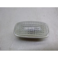Повторитель на крыло белый Nissan Primera P12E (2002 - 2007) 26160AU300