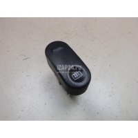 Кнопка обогрева заднего стекла Renault Clio II/Symbol (1998 - 2008) 8200106799