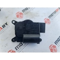 Моторчик заслонки печки Volkswagen Touareg 2008 52411483R04