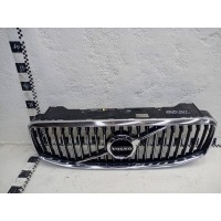 Решетка радиатора Volvo XC60 2