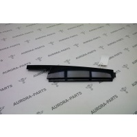 Накладка вертикальная задней двери (стойка B) RH Land Rover Range Rover Evoque L538 2011 LR027215