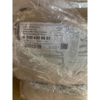Колодки тормозные передние MERCEDES-BENZ a0004206603 MERCEDES-BENZ MERCEDES-BENZ a0004206603 a0004206603