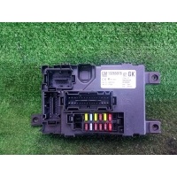 блок предохранителей Opel Corsa D (2006-2015) 13265078