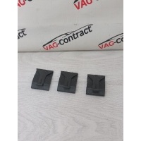 Скоба крепёжная Volkswagen Touareg NF 2013 3C0857117