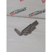 Крепление аккумулятора Skoda Octavia A7 5Q0803219C