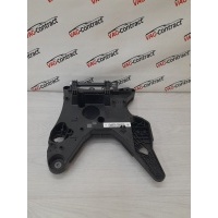 Кронштейн педали тормоза Volkswagen Touareg NF 2013 7P0723117B, 7P0723031AK