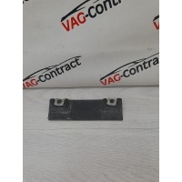 Кронштейн Volkswagen Touareg NF 2013 7L0825199