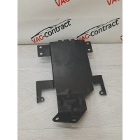 Кронштейн блока управления двигателем Volkswagen Touareg NF 2013 7P0907645A