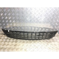 Заглушка (решетка) в бампер Opel Astra J 2012 13266567