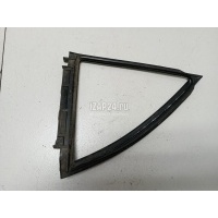 Уплотнитель форточки левой Toyota Corolla E15 (2006 - 2013) 6818912330