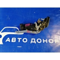 замок двери TOYOTA VISTA SV40 69060-32220