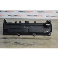 Крышка клапанная RENAULT Megane 2 2003 8200379908