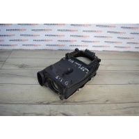 Корпус воздушного фильтра MERCEDES W204 2009 A6510901101