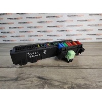 Блок предохранителей (салон) BMW 5 E60 E61 2005 61146957330, 61146957330, 61146932452