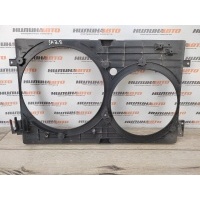 Диффузор вентилятора радиатора VOLKSWAGEN Golf 4 2001 1J0121205BB41, 1J0121205B, 1J0121207M, 1J0121205BB41