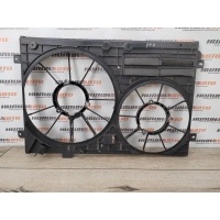Диффузор вентилятора радиатора SKODA Octavia A5 2005 1K0121207AA9B9, 1K0121205AD9B9, 1K0121205AJ9B9, 1K0121205AB9B9, 1K0121207AT, 1K0121207AQ, 1K0121207BC, 1K0121207AA9B9, 1K0121205J9B9, 1K0121205G9B