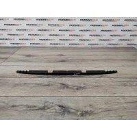 Кронштейн бампера центральный BMW 3 F30 F31 F80 2013 51118068130